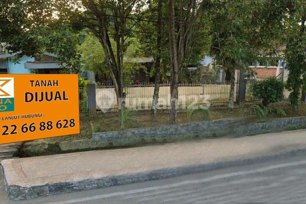 RUMAH HALAMAN LUAS PUSAT KOTA SAMARINDA