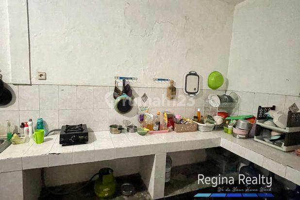 Rumah Kost Lokasi Sangat Prime Area Dan Strategis di Belakang Gedung Perkantoran