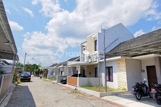 2 Unit Terakhir. Rumah Minimalis Modern Dekat Pasar Pleret 