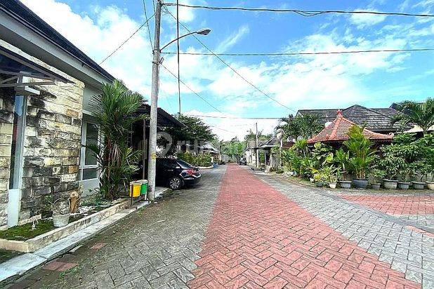 Rumah 2 Lantai Jogja dalam Perumahan Banguntapan Yogyakarta
