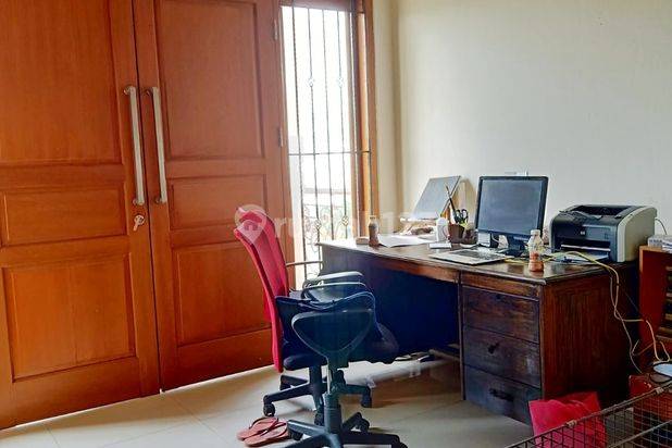 Rumah Dijual, dalam Komplek, Jalan Lebar,  lokasi tenang, akses mudah, dekat kampus, Kembangan Meruya Selatan