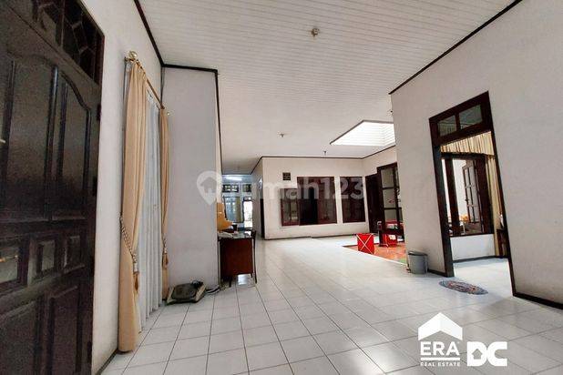 Rumah Luas Siap Huni Dekat Tugu Muda Tanjung Semarang Tengah