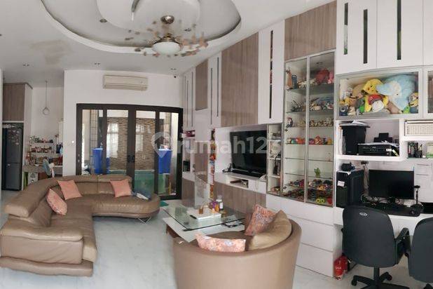 Rumah 2 Lantai Bagus Furnished Sertifikat Hak Milik di Kayu Putih Selatan , Jakarta Timur