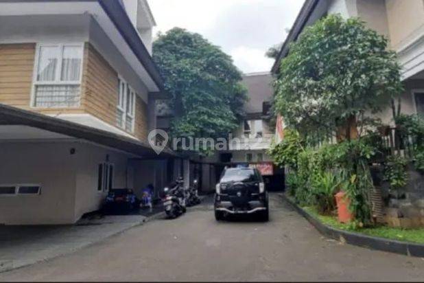Sangat Murah. Dijual via Lelang Bank Townhouse Taman Pesona