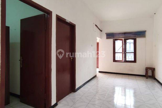 Rumah 2lantai siap huni Kedinding Lor Kenjeran