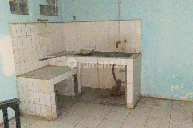 Disewakan Rumah di Taman holis indah