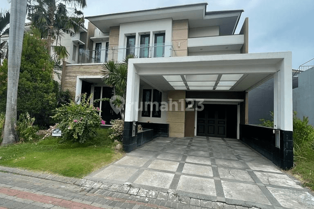 Rumah Virginia Regency Pakuwon City Bangunan 2,5 Lantai