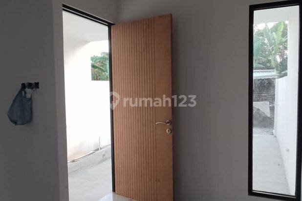 Dijual Rumah Baru Semolowaru Dkt Hokky Merr