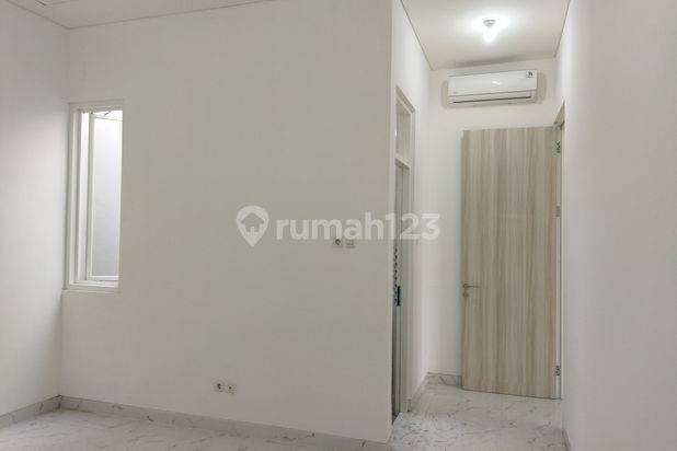 Dijual RUMAH BARU SIAP HUNI MINIMALIS 2 lantai selangkah ke MERR TOL JUANDA