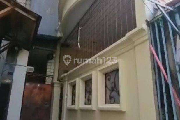 Disewa Rumah di Jl. Terate Jembatan Lima.