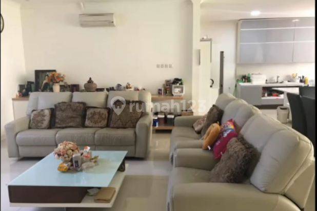 Rumah Tinggal 2 Lantai di Katumiri Cihanjuang