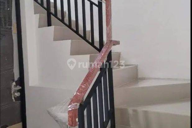 Disewakan Rumah Bagus 2 Lantai di Citra Garden Puri Nego 