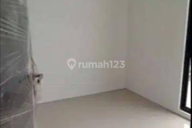 Disewakan Rumah Bagus 2 Lantai di Citra Garden Puri Nego 