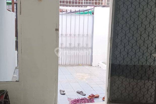 Chandra Disewakan Rumah Jelambar Gang Bajaj