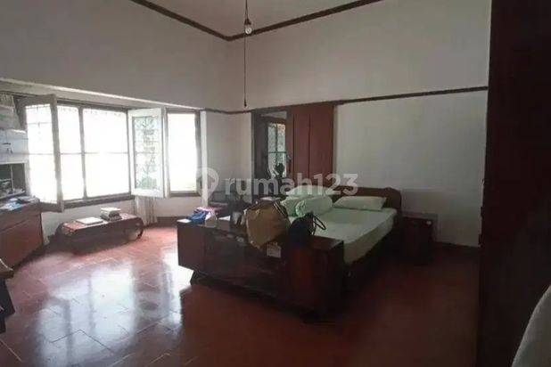 Dijual Rumah Clasik Main Road Dipatiukur Lokasi Strategis