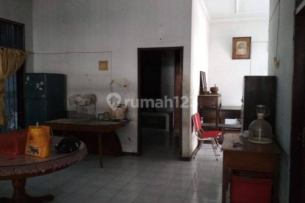 Hitung Tanah Hook Rumah di Sutorejo SHM Dekat Jalan Utama