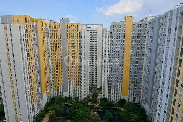 Disewakan 2br unfurnish Apartemen The Springlake Summarecon Bekasi 