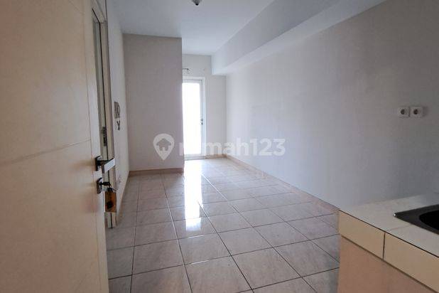 Disewakan 2br unfurnish Apartemen The Springlake Summarecon Bekasi 