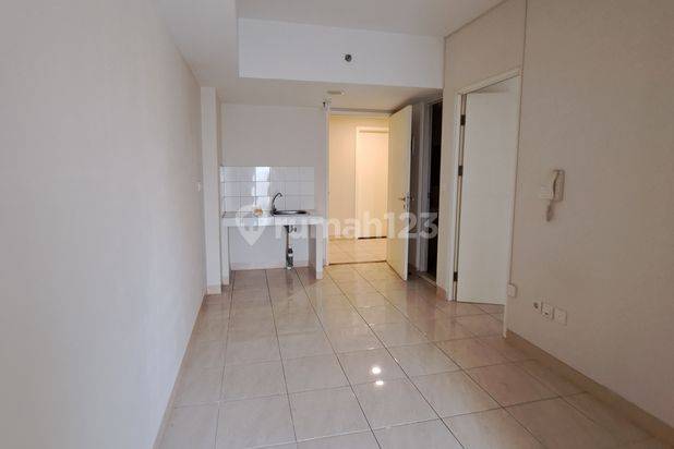 Disewakan 2br unfurnish Apartemen The Springlake Summarecon Bekasi 