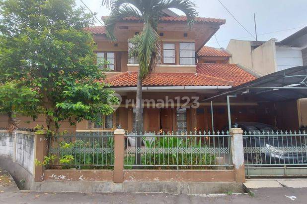 Dijual Rumah Asri Turangga sayap Buah Batu