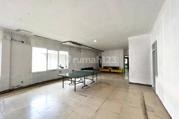 Ruang Usaha Jl. Kramat Raya Cocok Untuk Hotel Dan Kantor
