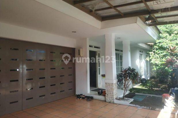 Rumah 2 Lantai Bagus Furnished SHM Turangga , Bandung