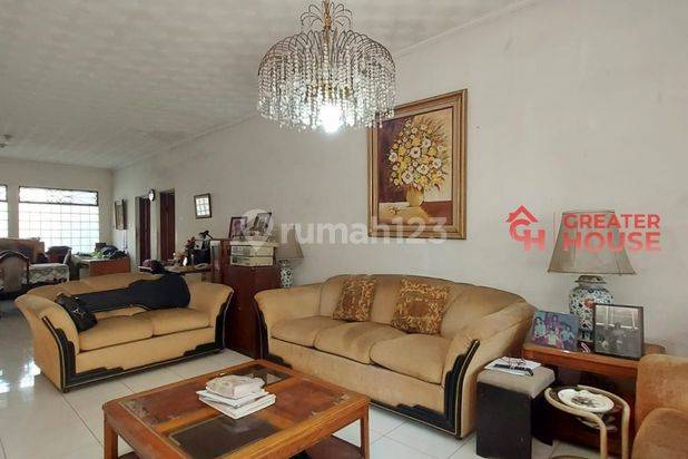 *RUMAH LAMA HITUNG TANAH - T/B 263/250 - DEKAT BLOK M