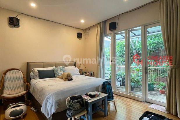 *MINIMALIS MODERN - T/B 222/200 - SENOPATI AREA