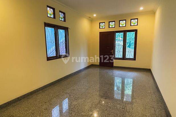 Dijual Rumah Super Luas di Daerah Jagakarsa, Jakarta Selatan
