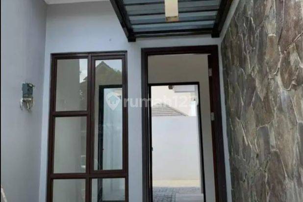 Rumah siap huni kondisi bagus rapi terawat