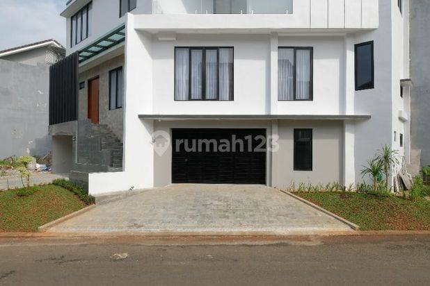 Rumah mewah rapi siap.huni 