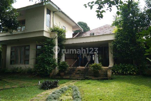 Jual tanahnya aja.. krn rumah model lama