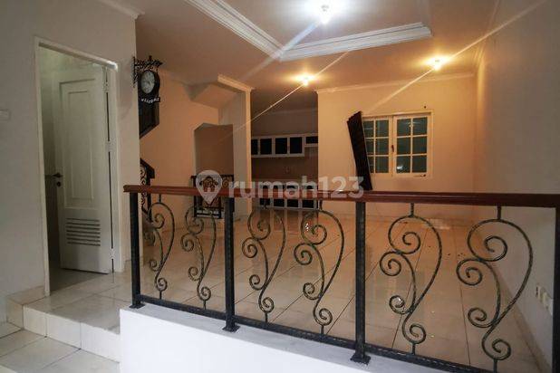 Disewakan Rumah Siap Huni di Gading Grande , Harga Ok