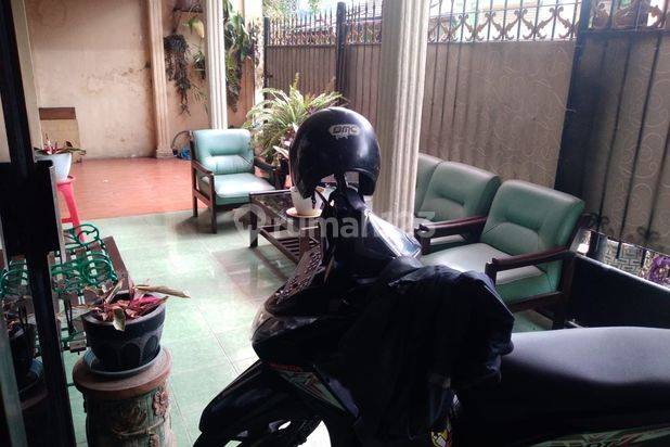 Rumah Kebraon Surabaya Selatan 2 Lantai