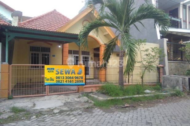 Rumah sewa dekat ITS di Bumi Marina Emas Kamar Tidur 3 dan 2 Kamar Mandi SHM siap huni