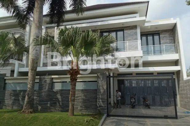 Jual Rumah Elit Modern Lokasi Strategis Araya