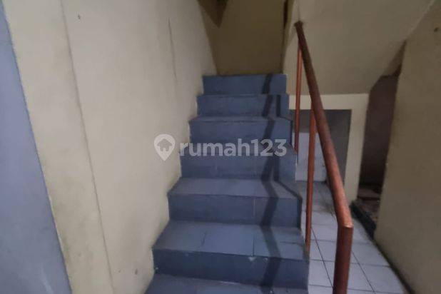 Rumah Lokasi Strategis di Sukawarna, Sukajadi