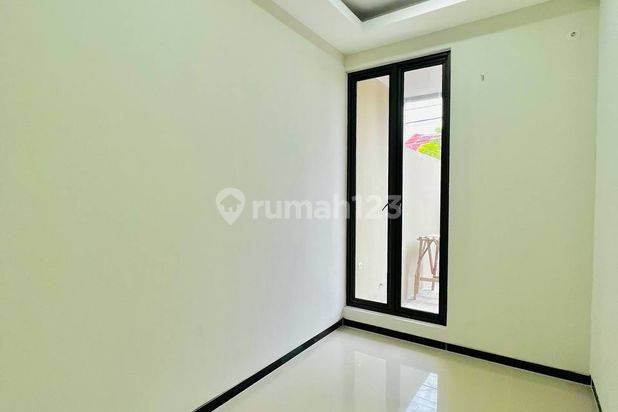 Rumah Baru Ploso Timur 2 Lt Minimalis Ada 4 Unit Jejer