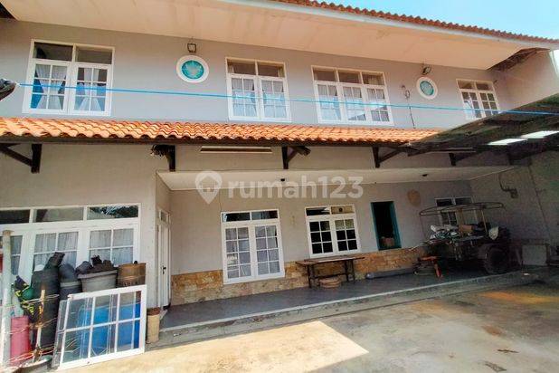 Rumah Dijual di Sayap Pajajaran Rumah 2 Lantai Terawat