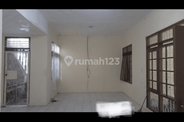Rumah siap huni, sudah renovasi, Taman Kopo Indah