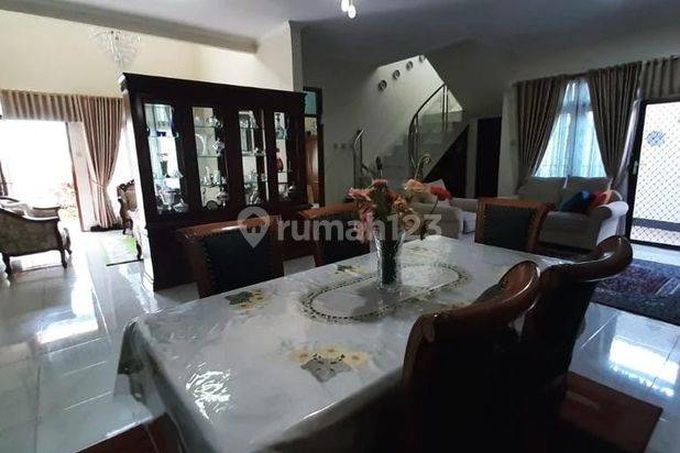 Rumah Strategis Bagus 2 Lantai 7 Kamar SHM Antapani Bandung