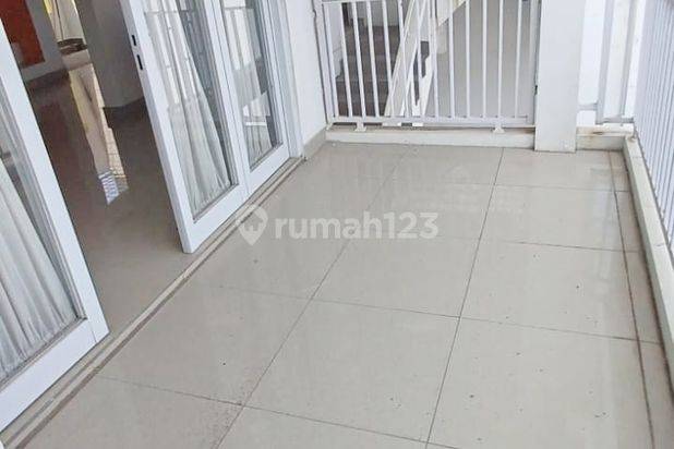 Hunian 3 Lantai Estetik Bagus Sekali Palm Hills