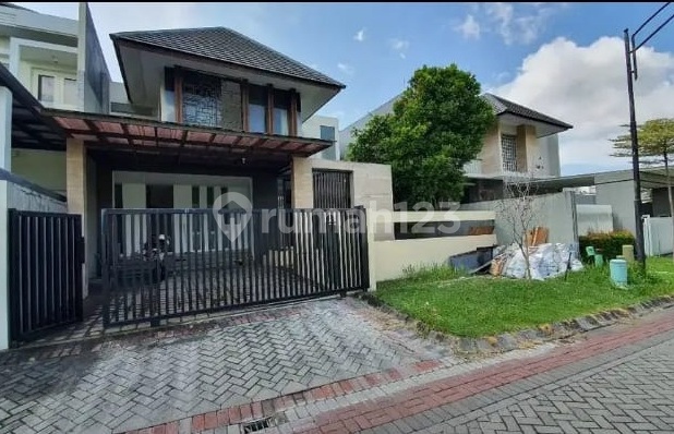 Rumah Minimalis Asri Graha Family, Surabaya Hen.b528