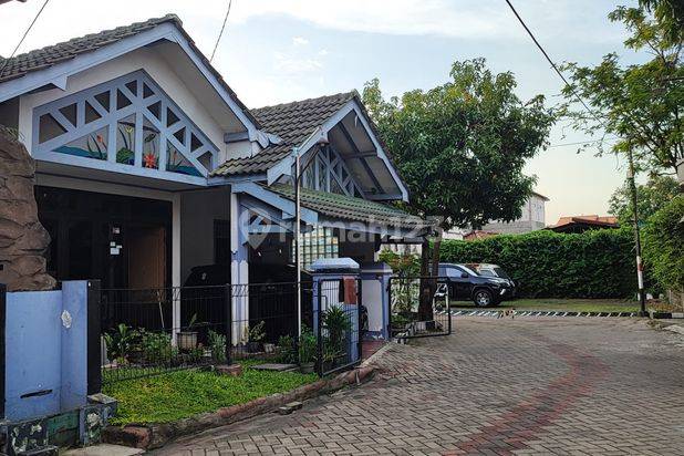 Di Jual Rumah Pojok Deltasari Row Jalan 2 Mobil