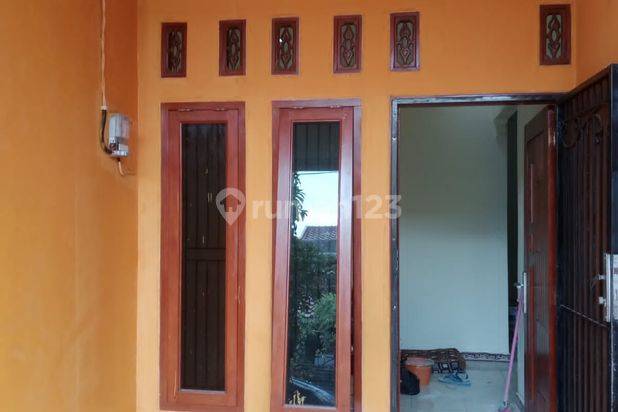 Sewakan Murah Rumah siap huni di Villa Mutiara Gading 1 Bekasi Utara