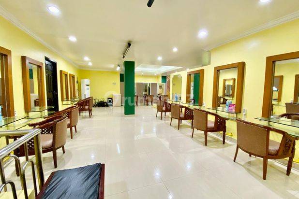 Rumah Cocok Untuk Usaha di Kebayoran Baru Jakarta Selatan