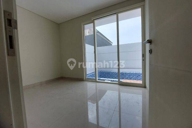 Jual rumah baru siap huni ada kolam renang pribadi lokasi dekat tol sidoarjo (safira garden)