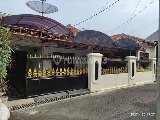 RUMAH KAVLING 4 KAMAR AKSES JALAN JALUR ANGKOT DI CONDET JAKARTA 