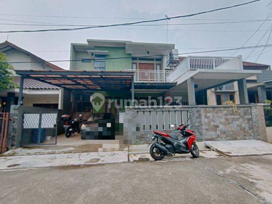 RUMAH MURAH & SEMI FURNISH 2 LANTAI DEKAT SMA 5 DI JATIWARINGIN 