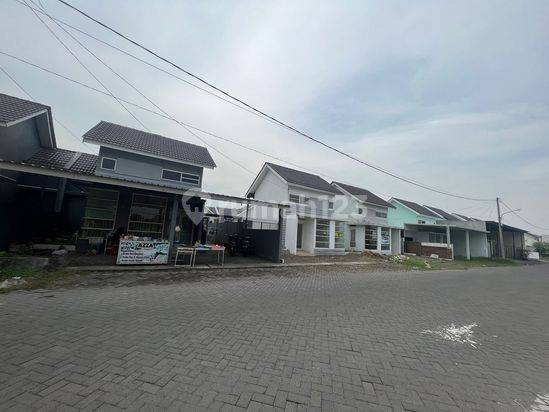Rumah Wirausaha Kawasan Ramai, Perum Grand Surya Buduran Sidoarjo